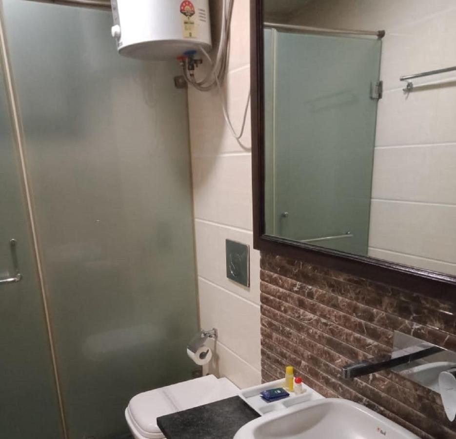 Vivah Residency Hotel New Delhi Bagian luar foto