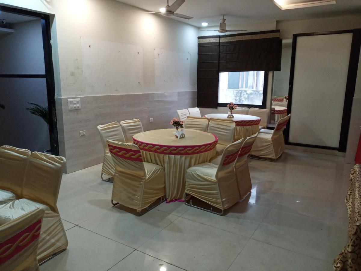 Vivah Residency Hotel New Delhi Bagian luar foto