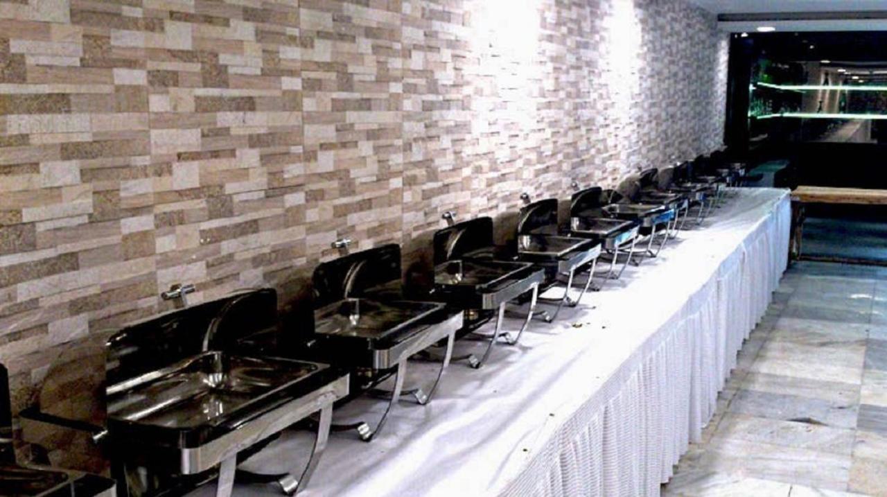 Vivah Residency Hotel New Delhi Bagian luar foto